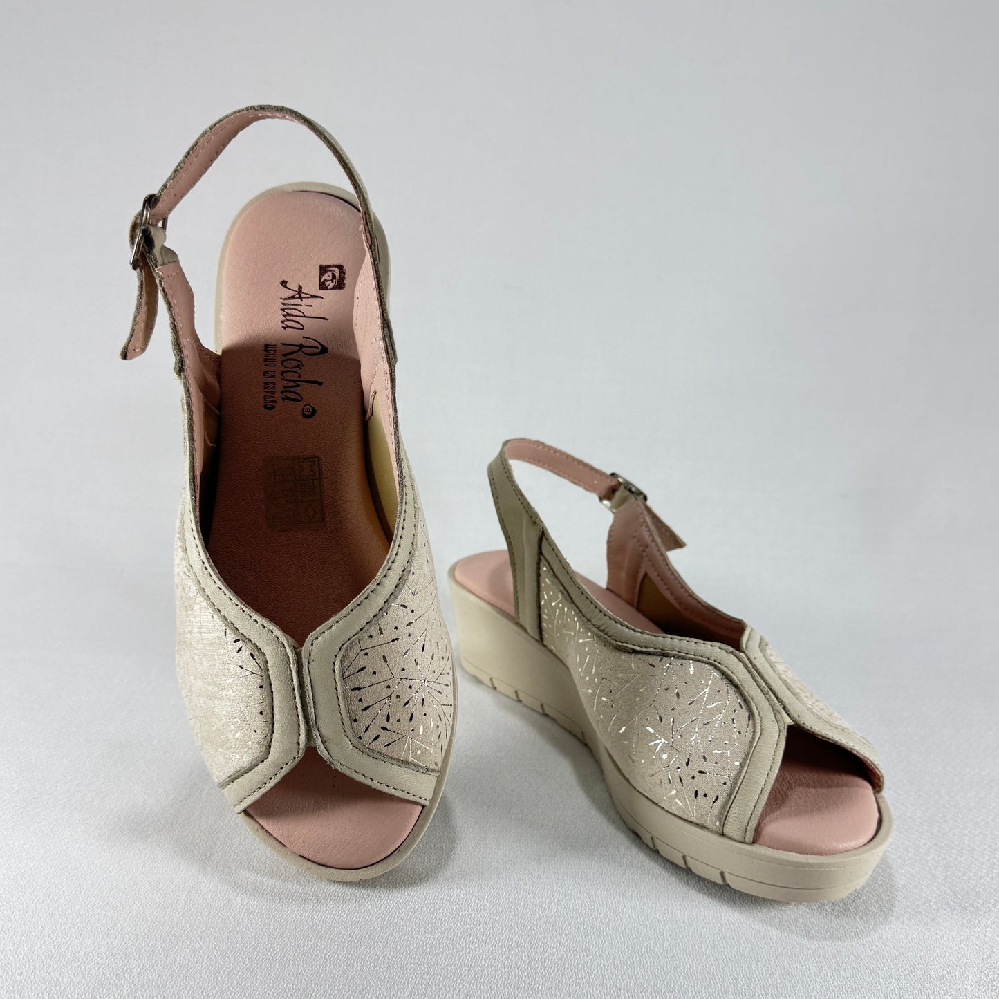 SANDALIAS DE CUÑA AIDA ROCHA COMBI BEIG 101