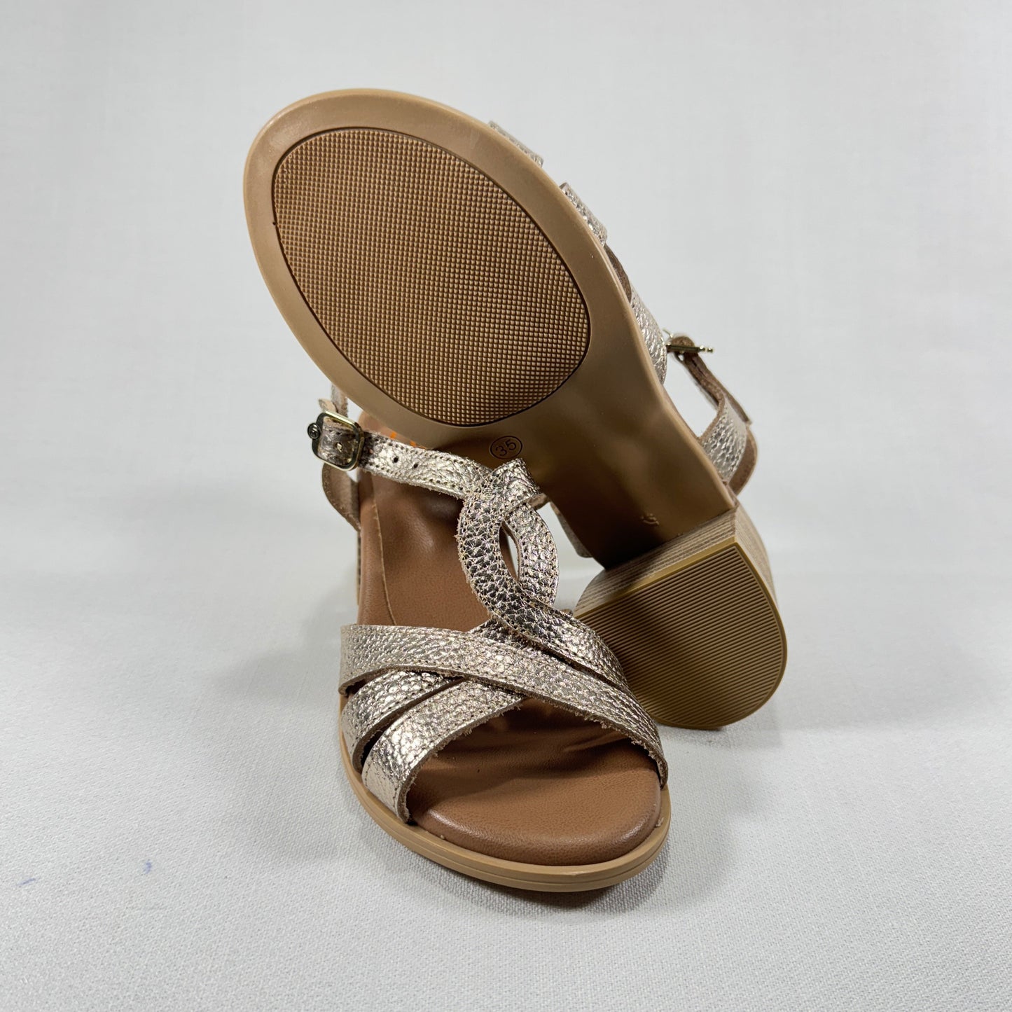 LOLA CANALES CUMUNO CAVA 85405