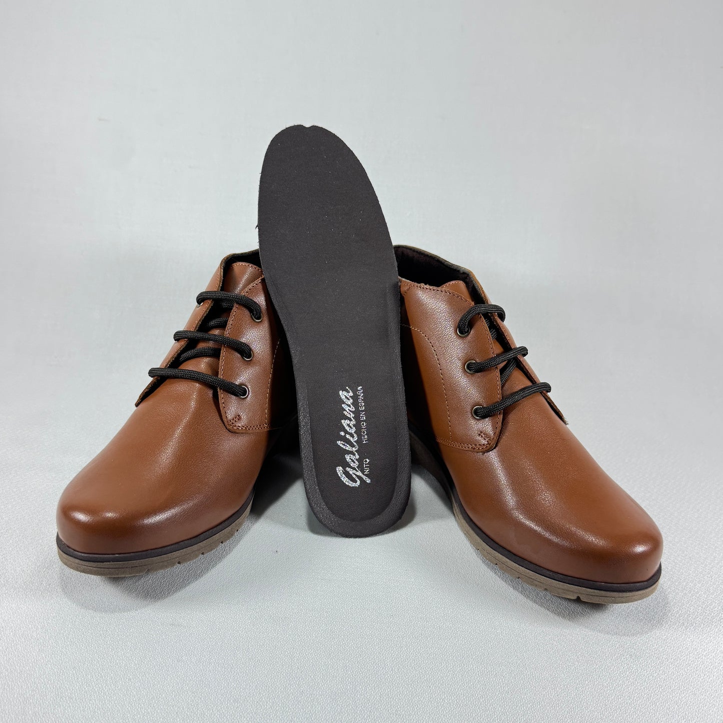 GALIANA BOTIN PIEL CUÑA TABACO