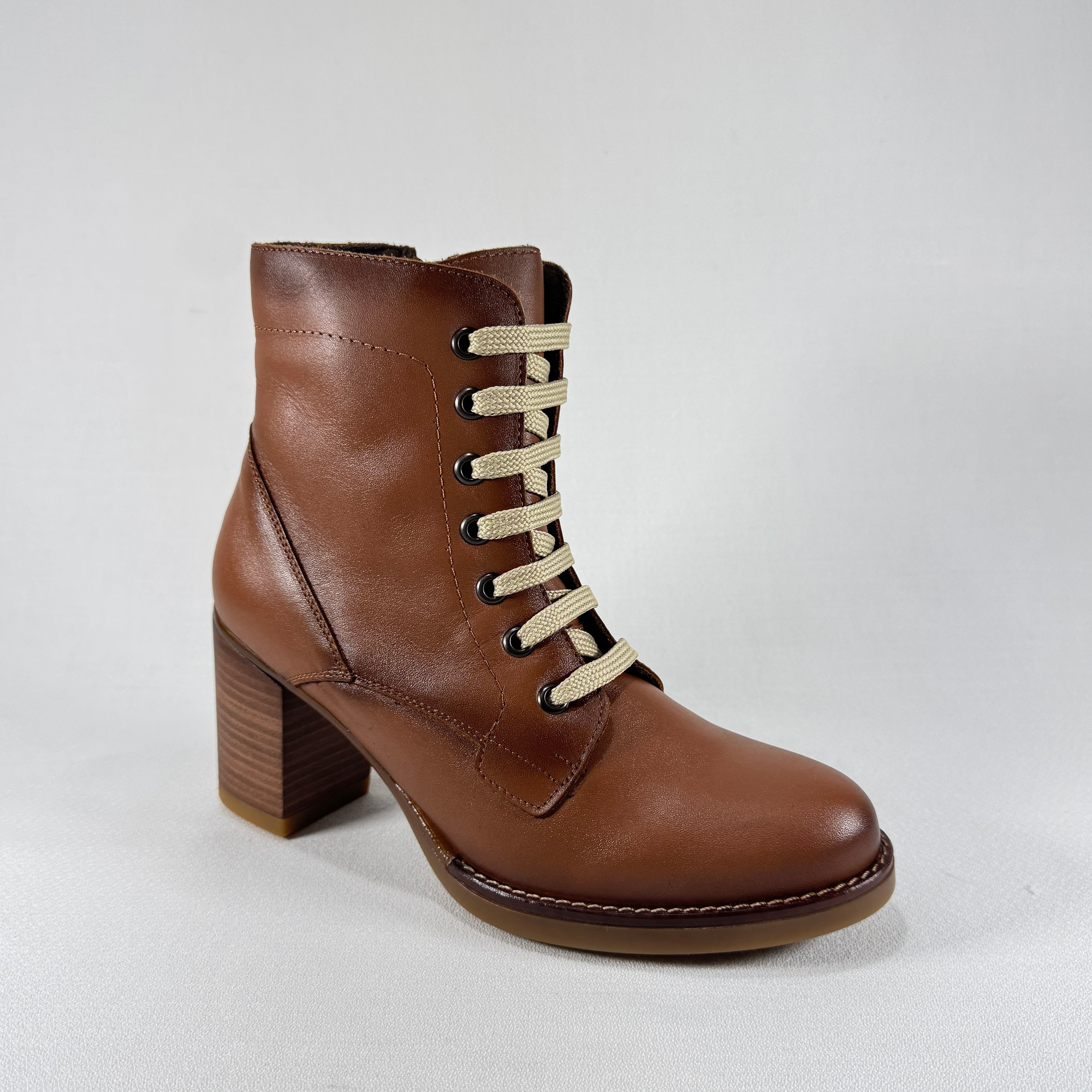 RODRI TACÓN NAPA CUERO