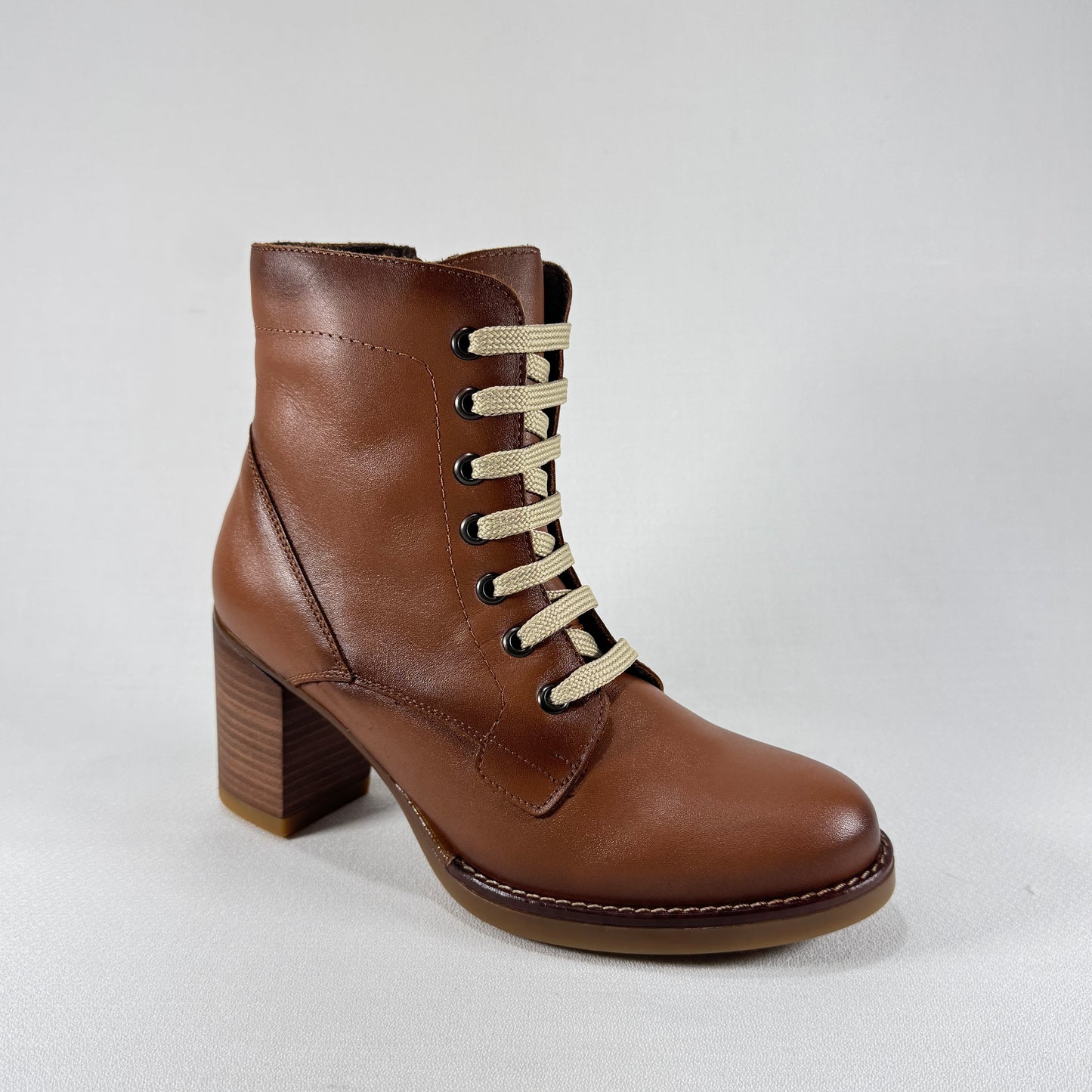 RODRI TACÓN NAPA CUERO