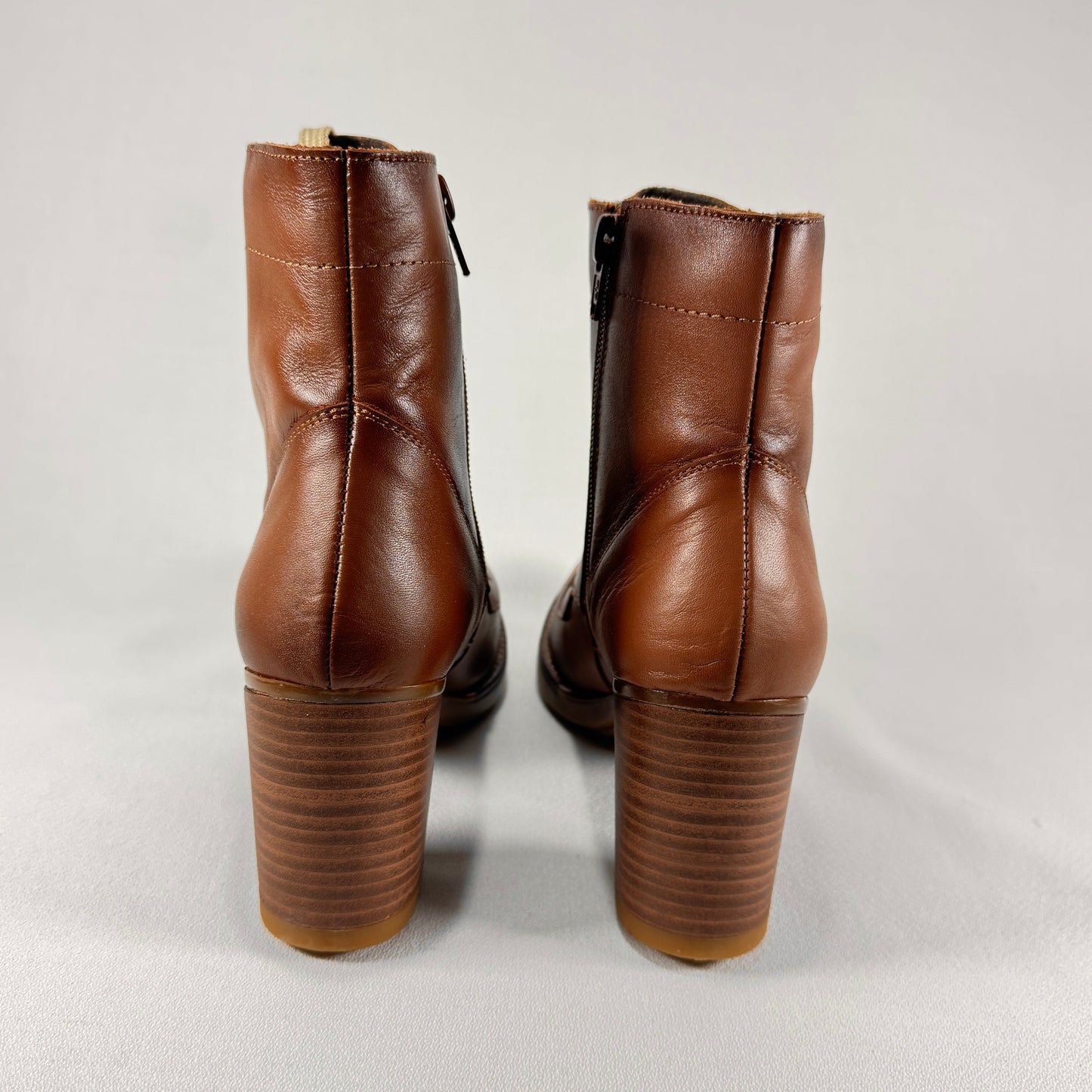 RODRI TACÓN NAPA CUERO