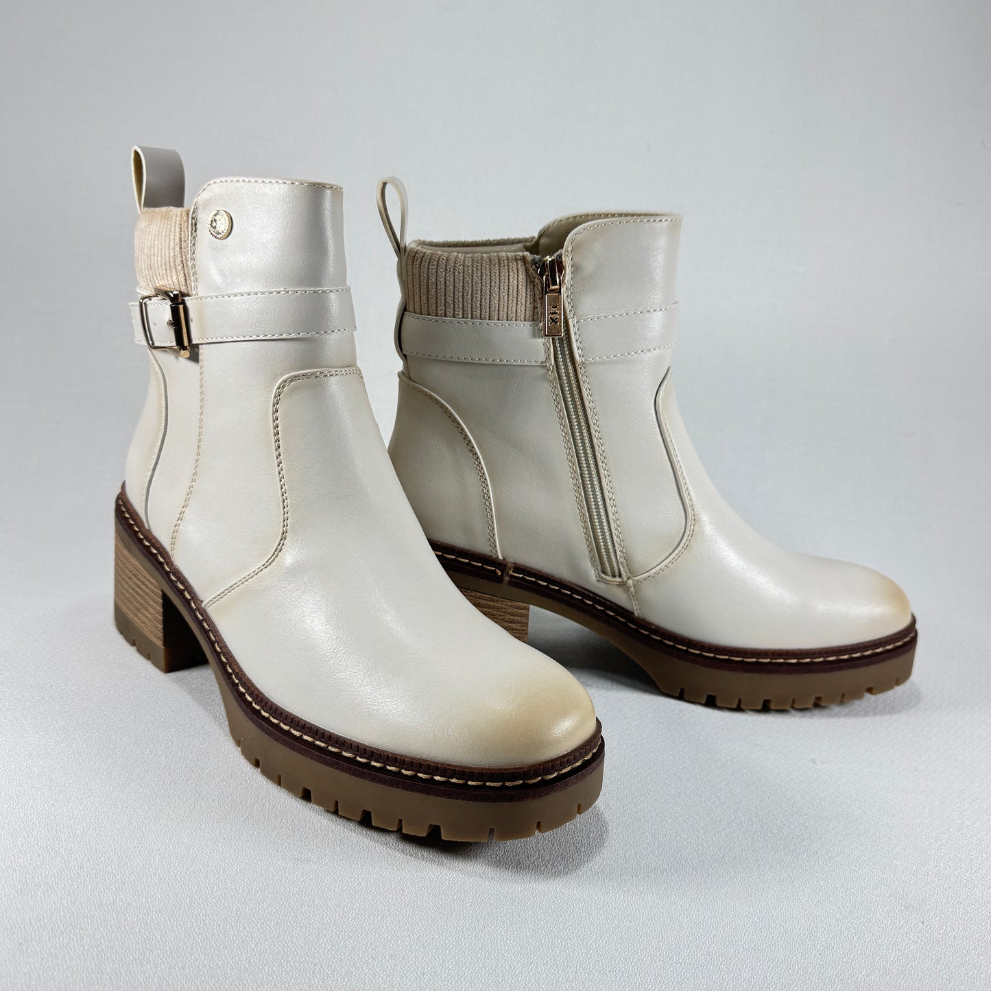 BOTIN BEIGE XTI BN.C 143371