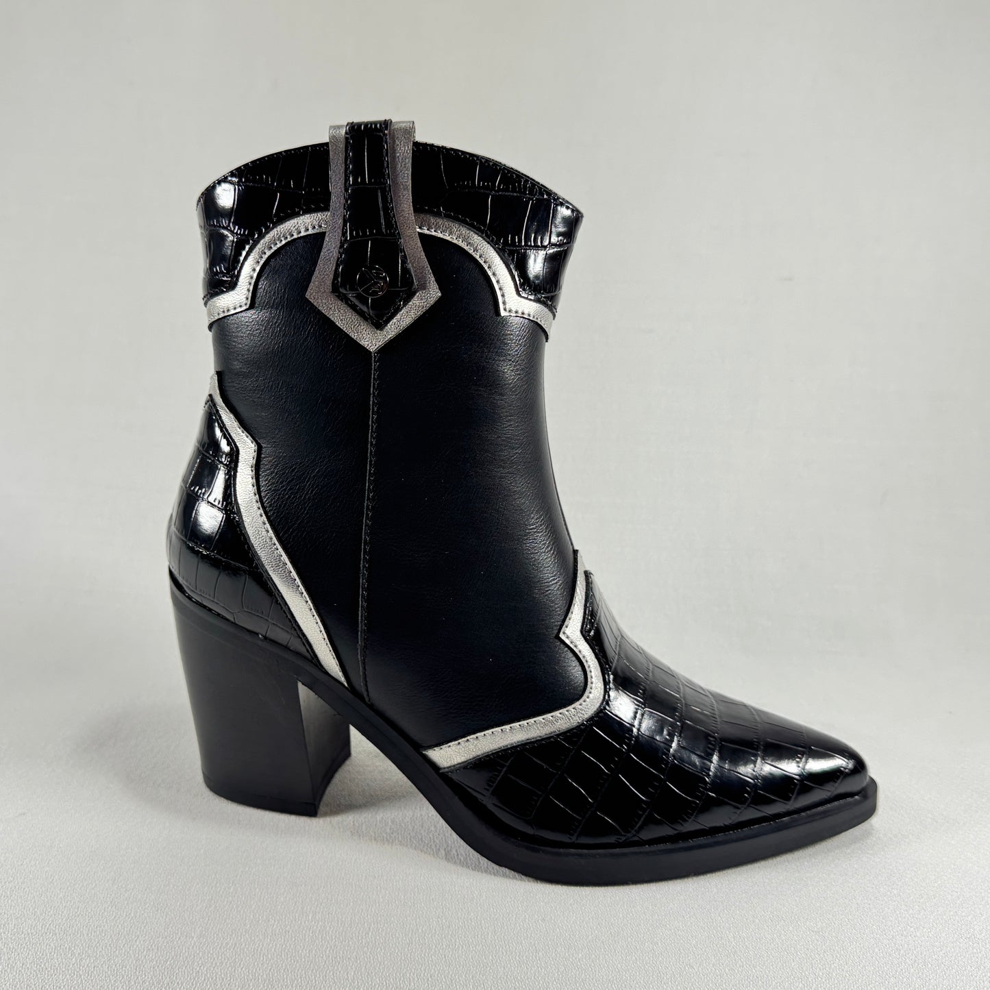BOTINES CAMPEROS ETIKA LYSS 110526