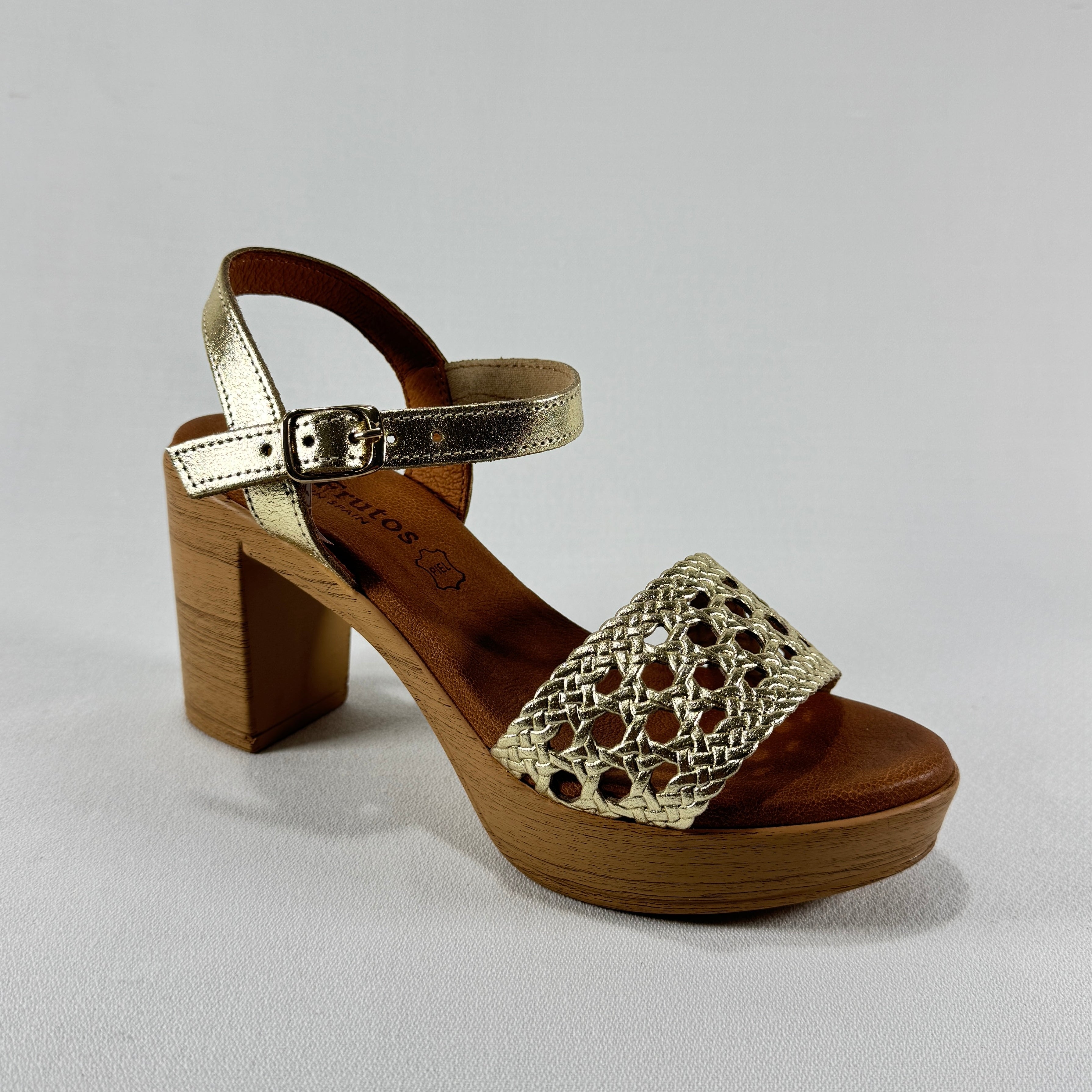 SANDALIA DE TACÓN EVA FRUTOS ORO CANGU 6889