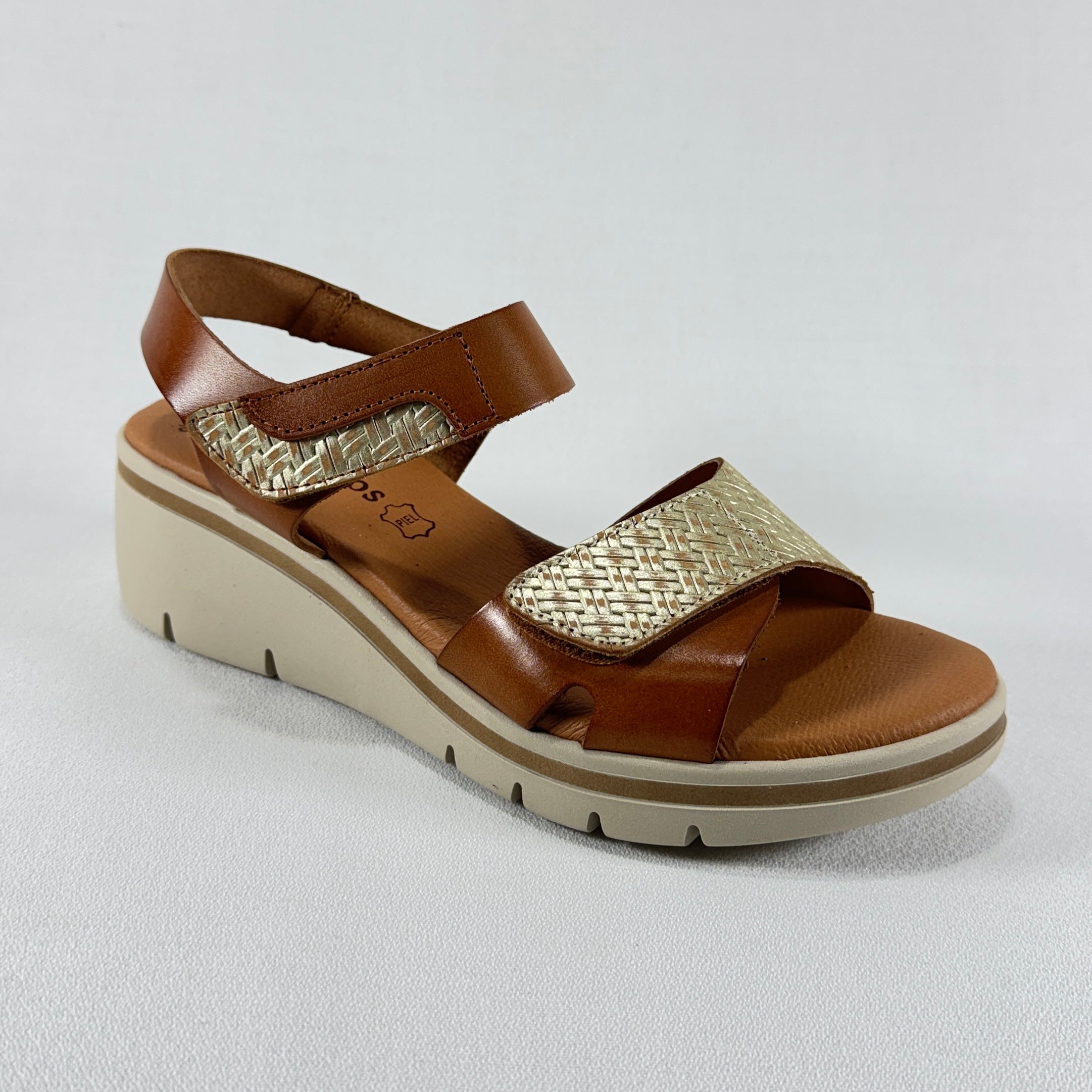 SANDALIA CUÑA AVELLANA CORFU ORO EVA FRUTOS 6410