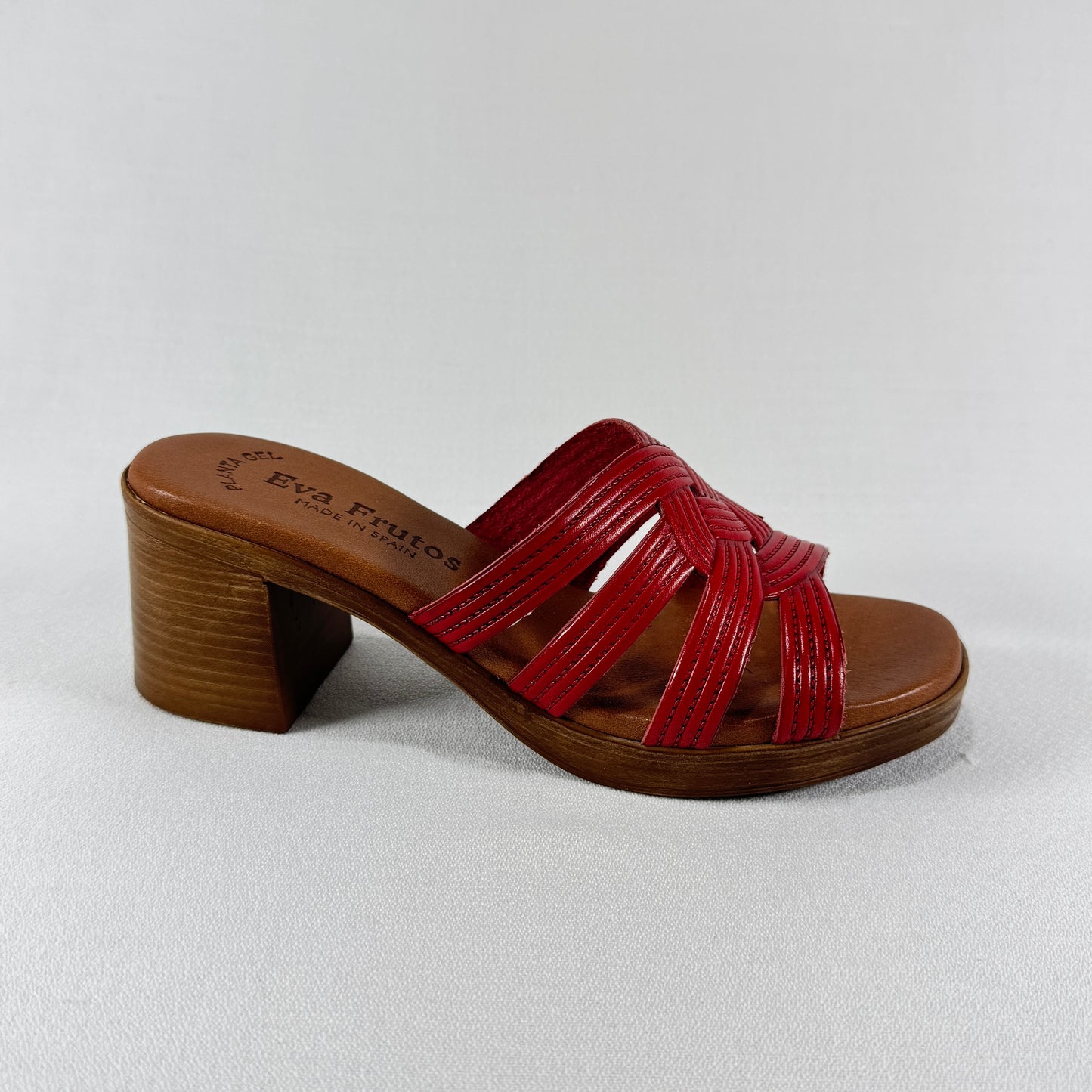TACÓN ROJO MARA EVA FRUTOS 6639