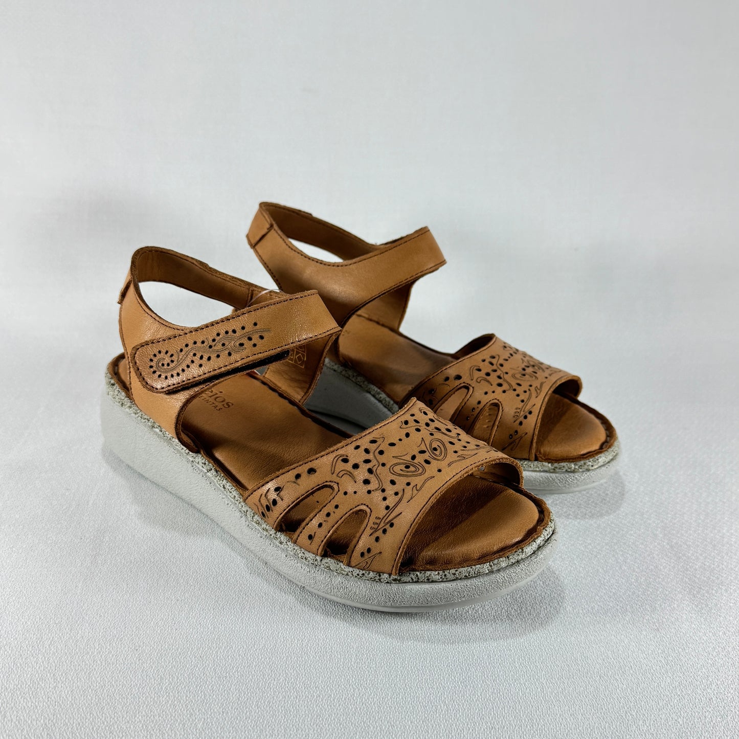 SANDALIA LASER CUERO 30TREINTAS L-1414 TAN