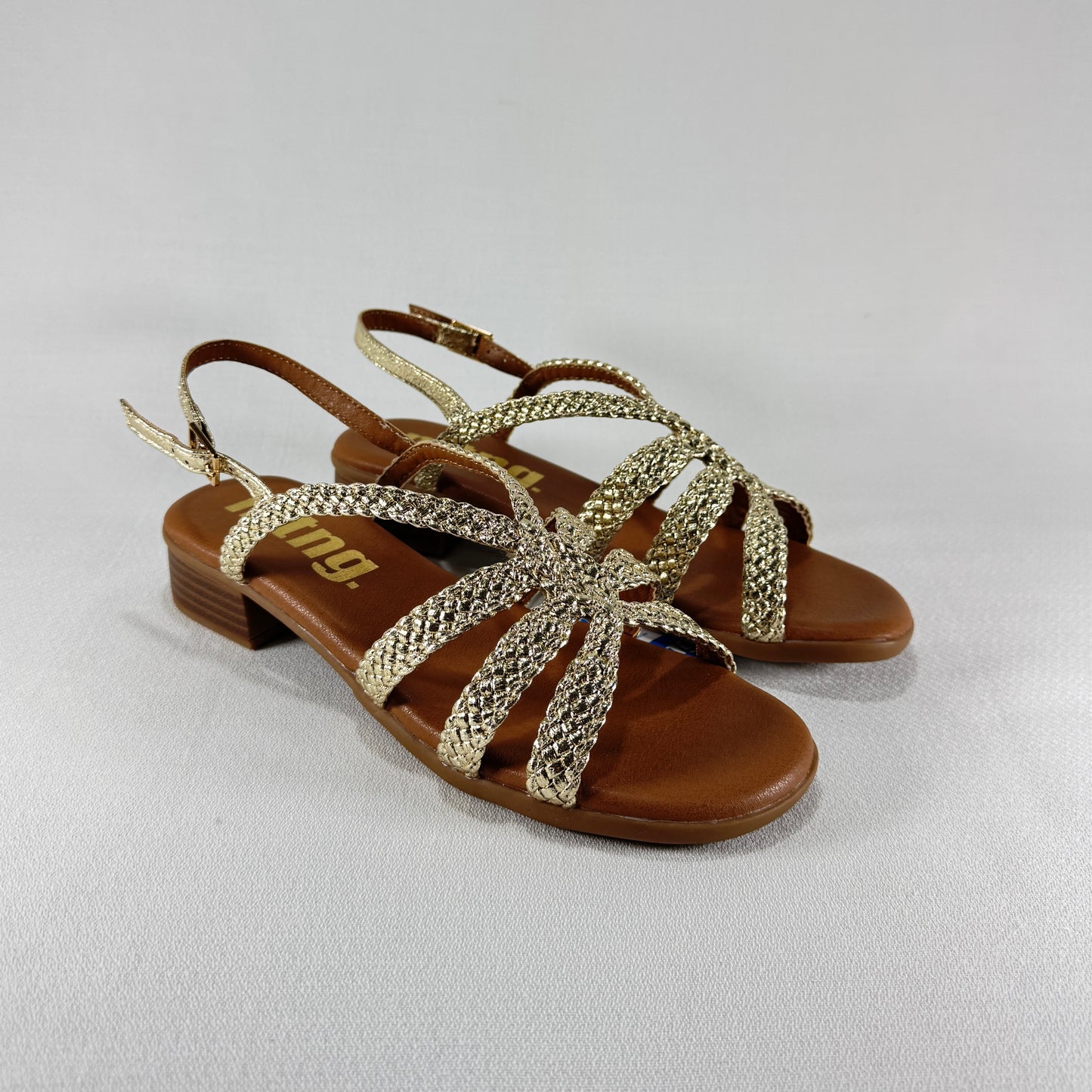 SANDALIA TACÓN MUSTANG 55786 CHAMPAGNE