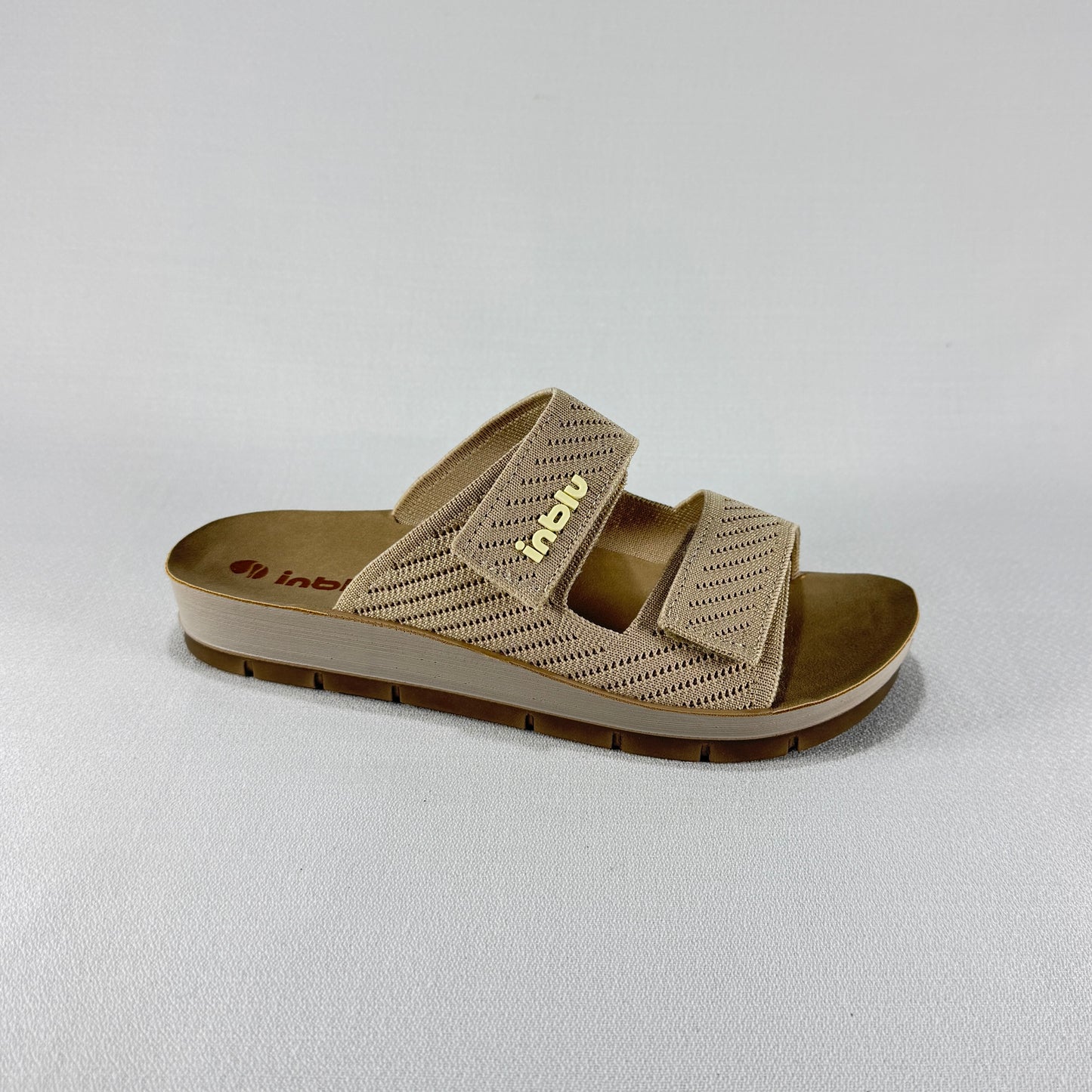 SANDALIA INBLU PIASKOWI AG000015